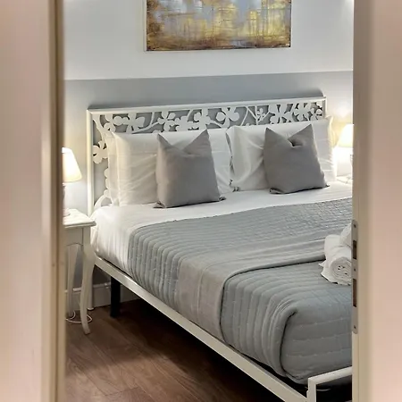 Tre R Colosseo B&B