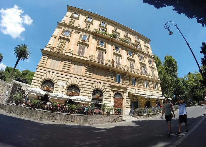 Bed & Breakfast Tre R Colosseo 4*